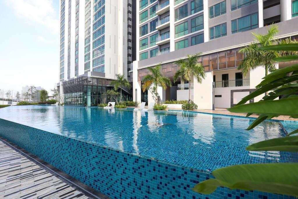 Elegant Homes 9Pax 5Bed Sunway Pyramid-Lagoon 2 Car Park Petaling Jaya Extérieur photo
